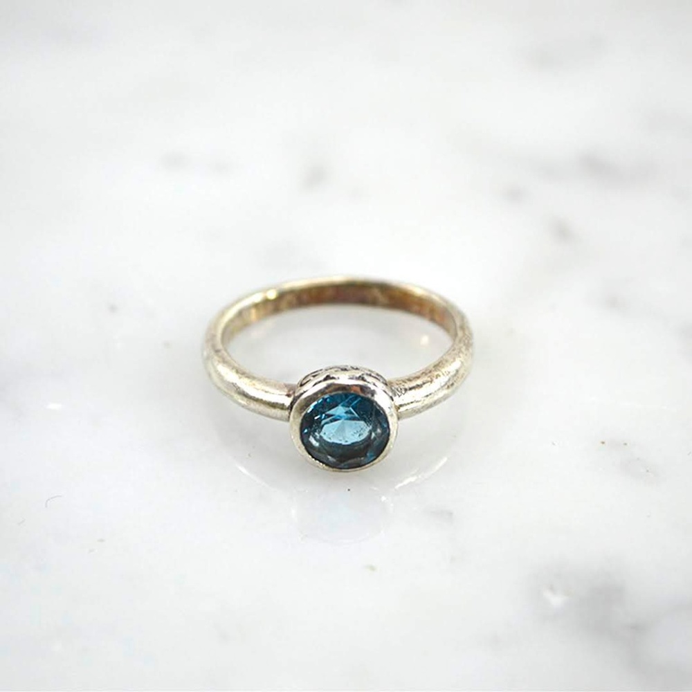 STERLING SILVER RING #163-9